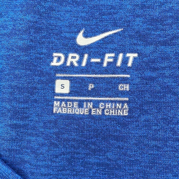 Nike Dri-Fit Tee Size S - Picture 4 of 5